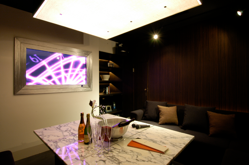 LUXURY KARAOKE BAGUS（BAGUS GOLKA）(東京都中央区/新橋駅/カラオケ・アミューズメント)_2